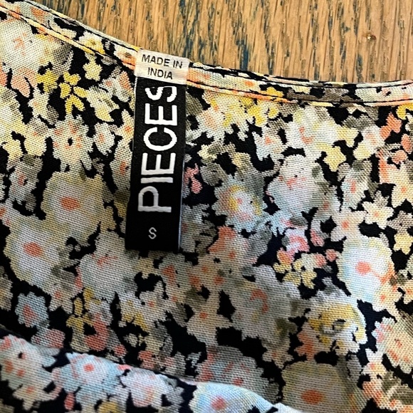 Floral Sleeveless Dress - PIECES size S - Picture 2 of 9